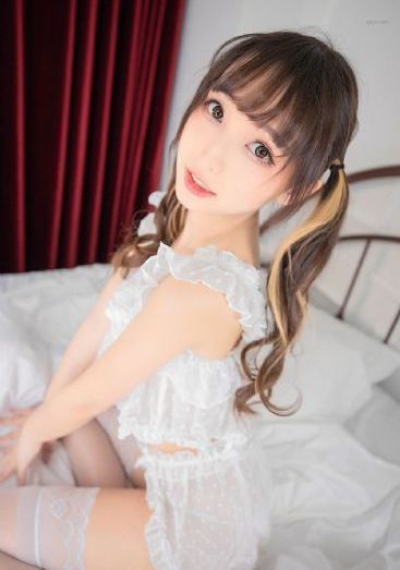 肥胖老太XXⅩ_720高清完整版播放