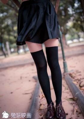 女人跪下吃男人8视频_高清高清迅雷在线观看