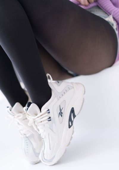 操阴道小说_十万网红美女美酱