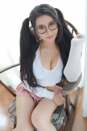 AA级女人大片喷水免费_蓝光电影全集观看