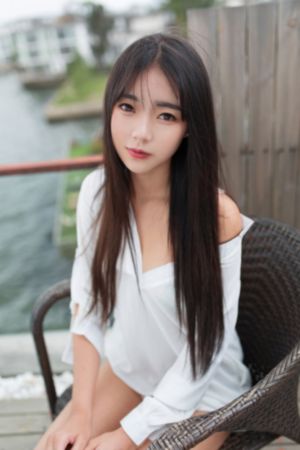 亚洲女同成V人片在线观看_DVD高清迅雷在线观看